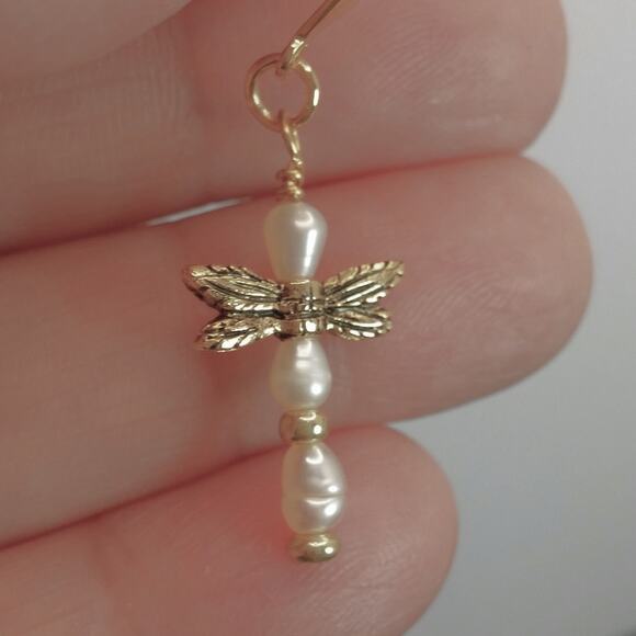 Pearl Dragonfly Earrings NEW Artisan Made Dangle Gold Tone Wings Beaded Formal - Picture 5 of 8